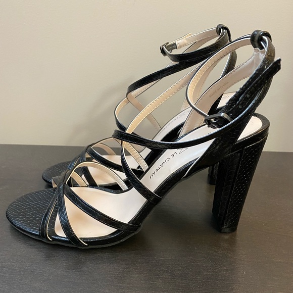 Brand new strappy heels size 8 Le Chateau - Picture 1 of 6